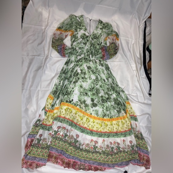 Alice + Olivia Sion Sunburst Pleated Maxi Dress SZ 2 - Picture 3 of 7